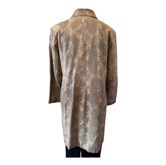 Vintage Adler Reptile Print Genuine Leather Olive Button Front Coat Size Medium - Picture 3 of 11
